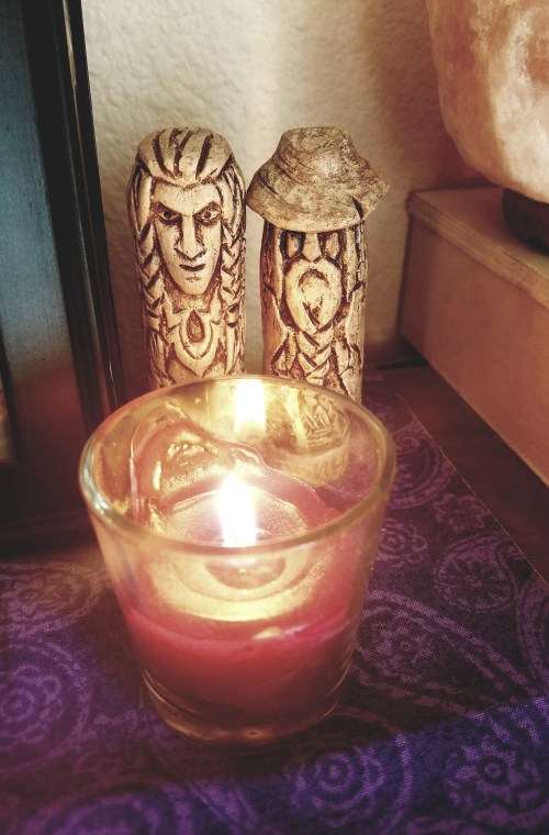 LokiandOdinaltarfigures (2)